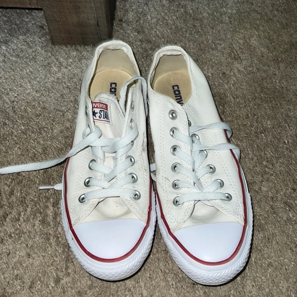 White Converse - Picture 1 of 4